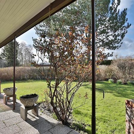 טימנדורפר שטרנד Ferienhaus Im Ulmenweg מראה חיצוני תמונה